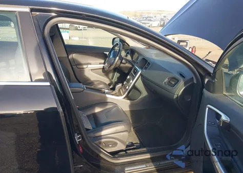 2015 Volvo S60 T5 Platinum from USA, damaged, VIN YV1612TM3F1343528